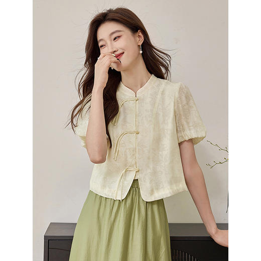 【1件72折】熙世界绿色天丝半身裙夏季新款薄款雾感气质垂坠感冰丝a字裙子 商品图0