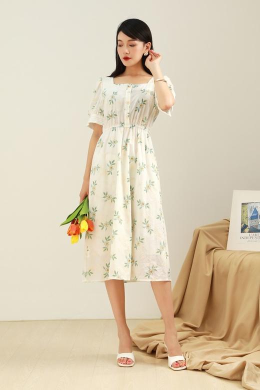 L.Fleuri 方领淡雅花朵连衣裙 12800 商品图0