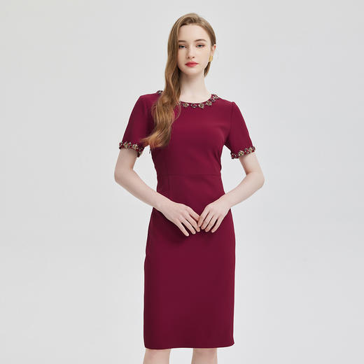 RF8F2斯尔丽2024新款精致奢华钉珠礼服圆领收腰大方贵气十足宴会连衣裙 商品图0