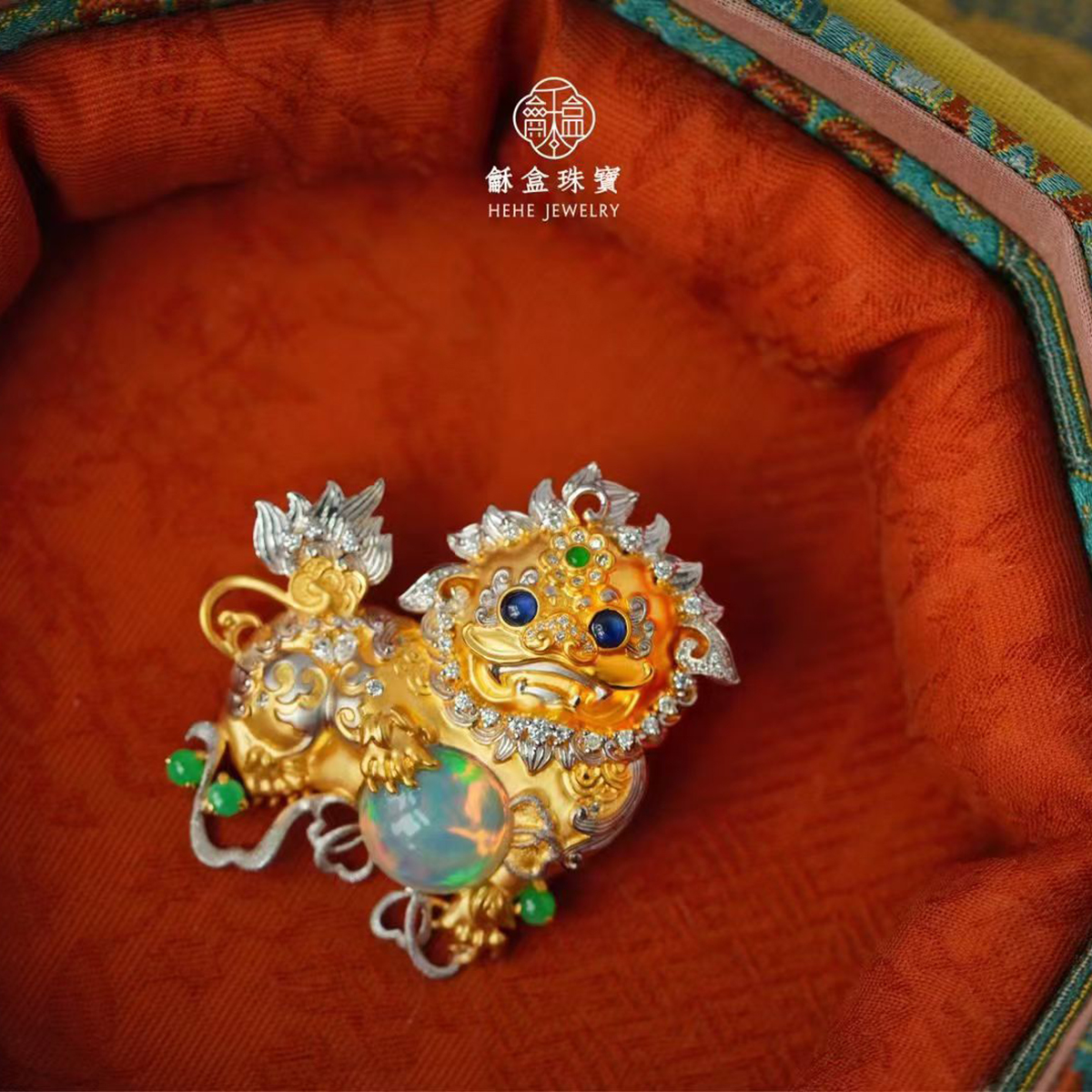 龢盒原创 有球必应，招财瑞狮胸针吊坠二用