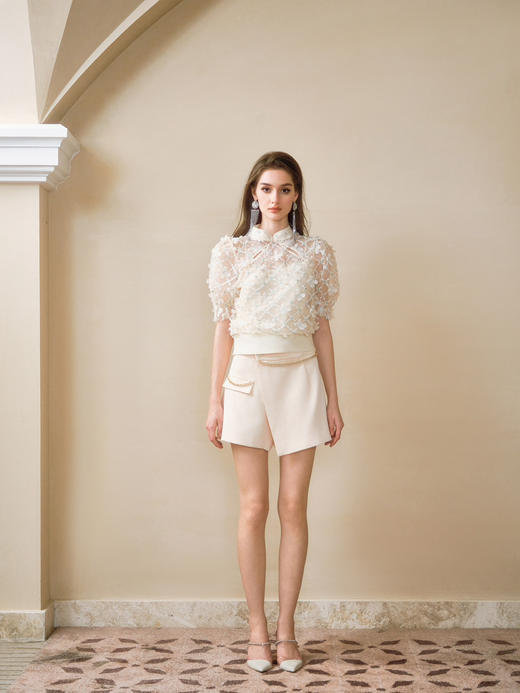 立体四叶花新中式短袖上衣 商品图1