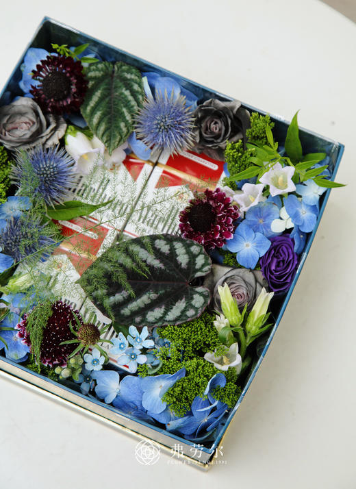 父爱如山（仅含鲜花和花盒） 商品图2