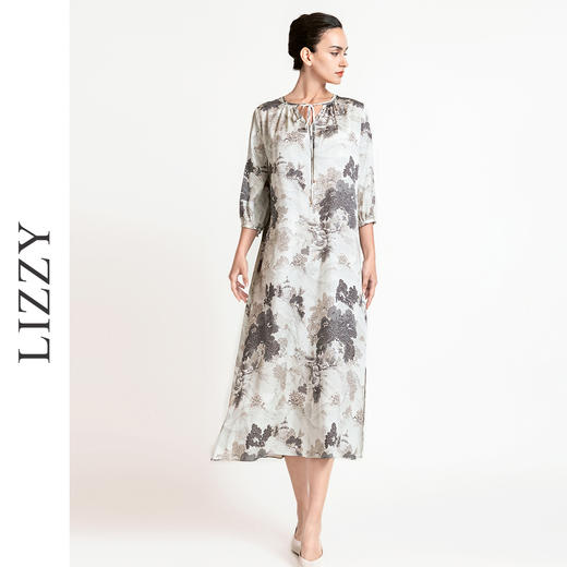 LIZZY 新中式山水画图案圆领中袖阔版型水滴V领连衣裙7941 商品图3