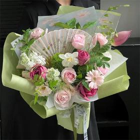 荷你相遇--夏日荷花花束