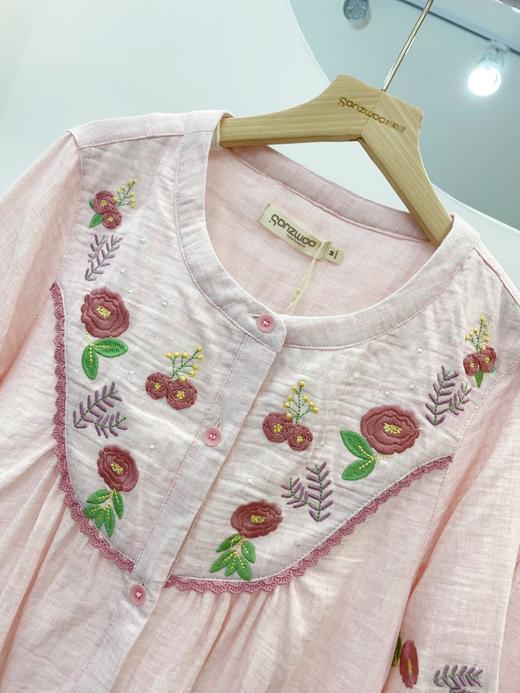 2024新款松植屋《花簇》女款色纺纱布圆领长袖长裤套装手工刺绣小花双层纱纯棉睡衣家居服 商品图2