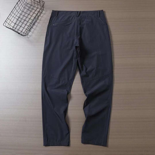 迪桑特慢跑运动裤，采用迪家创新天丝亚麻梭织速干面料面料柔软 顺滑 有弹力 商品图3