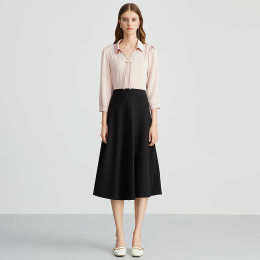 EITIE爱特爱精致盘扣V领显瘦舒适百搭通勤衬衫上衣秋新款C2413426 商品图7