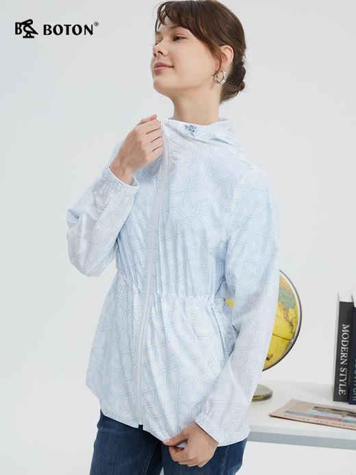 波顿年春夏防晒衣女士连帽印花外套高端运动美式休闲上衣LJ916124 商品图1