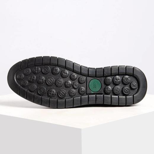 SaCha 男士冲孔洞洞皮鞋 鞋面牛皮 内里猪皮 质感皮面/柔韧软底/舒适行走 3-3.5cm跟高上脚轻松 橡胶大底防滑耐磨 商品图2