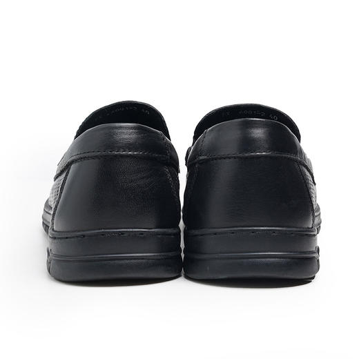 SaCha 男士冲孔洞洞皮鞋 鞋面牛皮 内里猪皮 质感皮面/柔韧软底/舒适行走 3-3.5cm跟高上脚轻松 橡胶大底防滑耐磨 商品图4