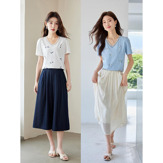 【专属特价】熙世界欧根纱V领短袖T恤2025夏季新款宽松休闲减龄刺绣凉感上衣 商品图4