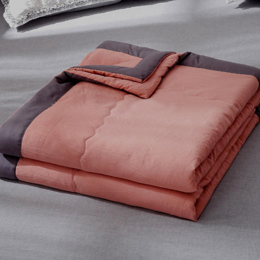 【超柔超亲肤！盖在身上的‘’小空调”】冰爽丝滑，凉而不冰，感受清凉夏夜，空调被夏凉被春秋薄被子被芯单双人儿童学生 商品图5