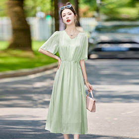 HR WZ880819气质时尚简约大方v领收腰显瘦连衣裙