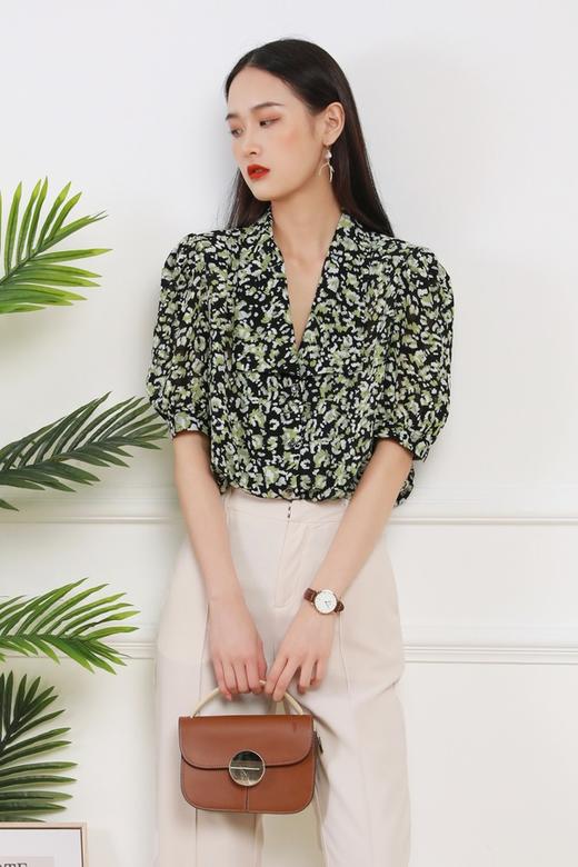 Le Malene 法式翻领碎花泡泡袖衬衫 12933 商品图0