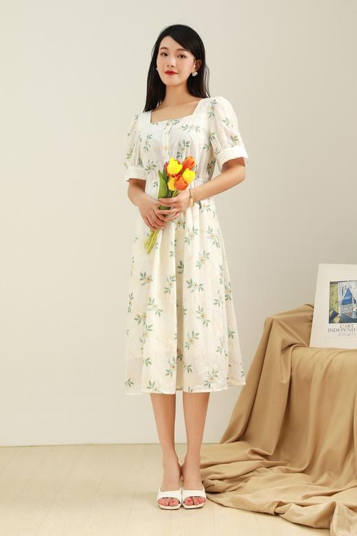 L.Fleuri 方领淡雅花朵连衣裙 12800 商品图1