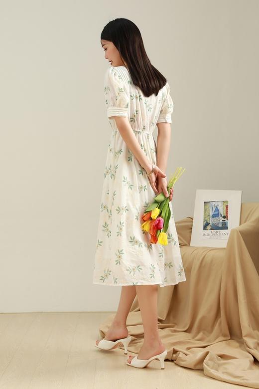 L.Fleuri 方领淡雅花朵连衣裙 12800 商品图2