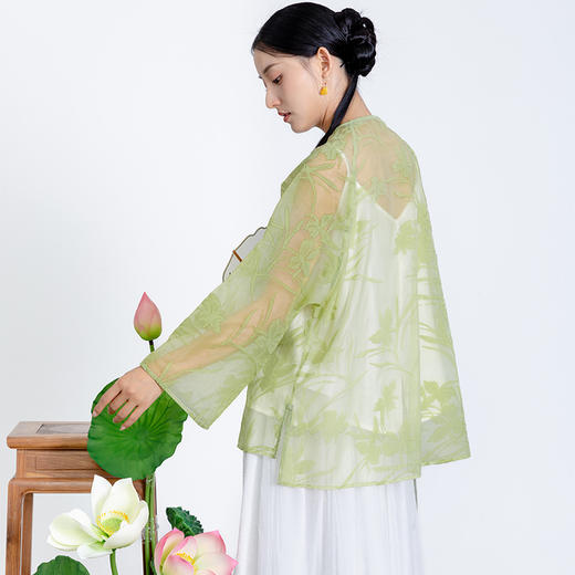 2024新款烧花斜襟防晒斜襟上衣B240972 商品图2