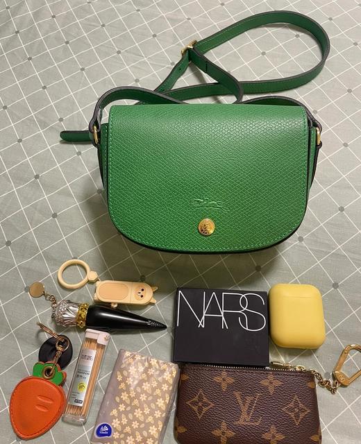 龙X百搭简约mini牛皮马鞍包 商品图3