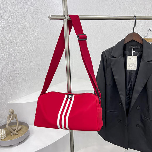 2023-11新款BFAG.Profit时尚运动风旅行包  2024新款时尚运动健身包短途旅行包 商品图11