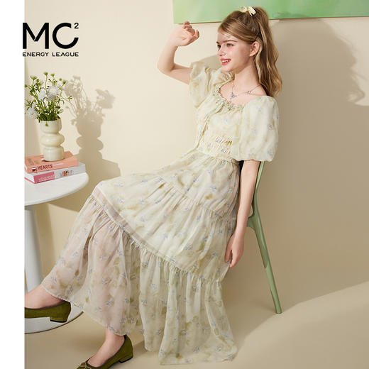 mc2一字领打揽印花长款连衣裙女装2024夏季新款时尚显白碎花裙 商品图0
