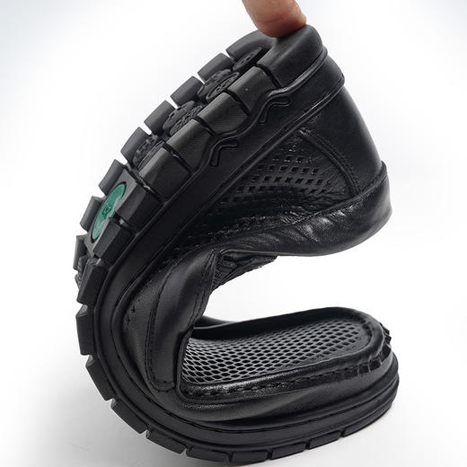 SaCha 男士冲孔洞洞皮鞋 鞋面牛皮 内里猪皮 质感皮面/柔韧软底/舒适行走 3-3.5cm跟高上脚轻松 橡胶大底防滑耐磨 商品图5