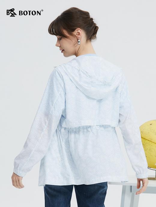 波顿年春夏防晒衣女士连帽印花外套高端运动美式休闲上衣LJ916124 商品图2