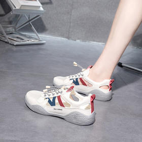 【Cuckoo Bird轻盈镂空休闲鞋】☑️便携系带设计，防滑耐磨大底🌟