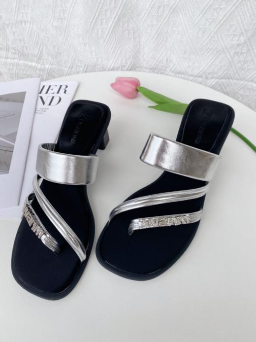 🌸【岁愿夏季新款法式粗跟凉拖鞋6737】🍃又又又一款仙女凉拖来拉！简直美到不行！🌟 商品图4