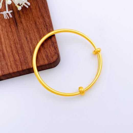 【限时克减150元】足金999.9 #儿童/宝宝 古法半实心素圈推拉单只童镯（面宽约2.2-2.6mm，厚约2.4mm）(ANWZGFTZ00002)（预售产品下单后不退款不退货不换货不补差价） 商品图1