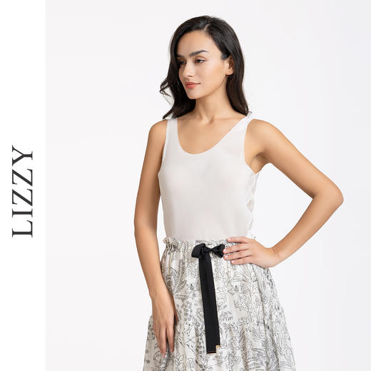 LIZZY 简约百搭精致U领真丝+蕾丝背心7125 商品图3