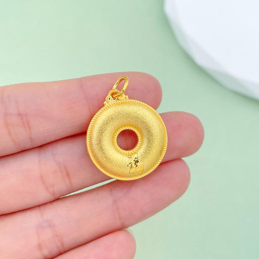 【限时克减150元】足金999 【精品】天赐鸿福空心福字平安扣吊坠(AUDZ00003-1)（预售产品下单后不退款不退货不换货不补差价）(预售产品下单后不退款不退货不换货不补差价 商品图3