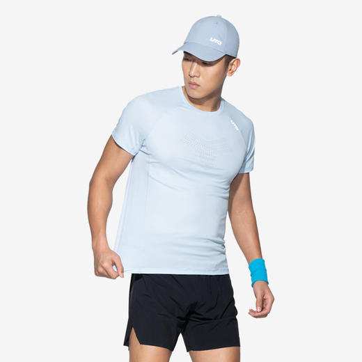 UTO/悠途向氢男款小方格跑步短袖女圆领户外运动吸汗休闲短袖 商品图1