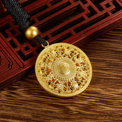 【限时克减150元】足金999 #八宝罗盘 #小红书 古法镂空福字八方祥瑞八宝罗盘吊坠(YGFDZ00106)（预售产品下单后不退款不退货不换货不补差价） 商品图0