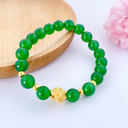 【限时7.5折】【定价黄金】足金 3D硬金荷花手链绿玛瑙间转运珠手串弹力绳成品手串（珠约8.1mm，周长约17-18cm）(AJ3DSC00216)（预售产品下单后不退款不退货不换货不补差价） 商品图1