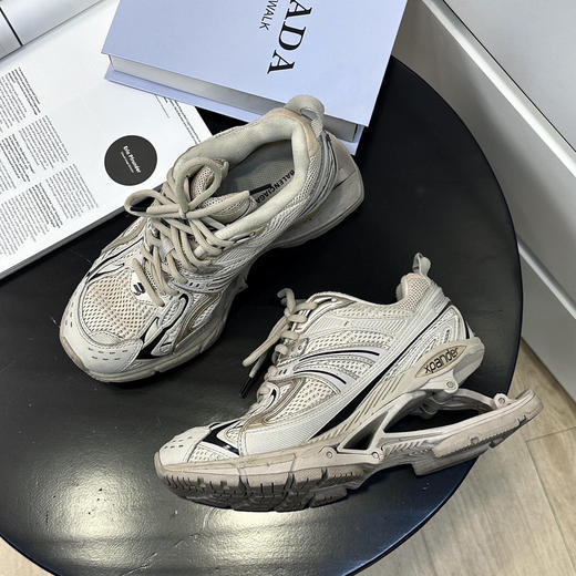 巴黎世家 X-pander 做旧 沙丘色 弹簧 36码 鞋子 商品图3