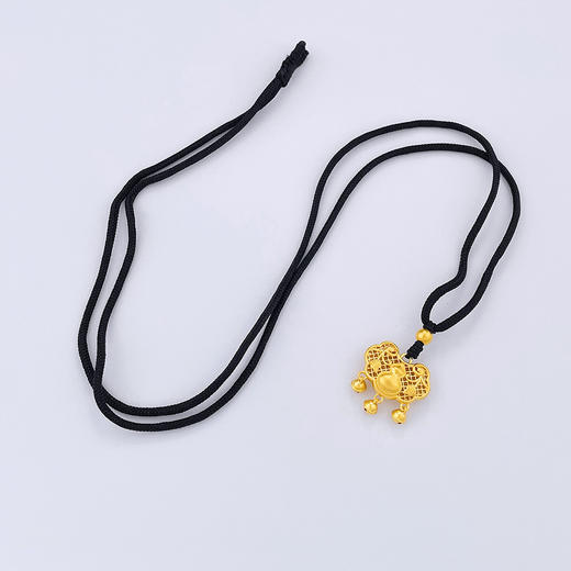 【限时克减150元】足金999 #葫芦 古法挂绳镂空花丝铃铛葫芦锁包吊坠（含珠子）(YGFDZ00349)（预售产品下单后不退款不退货不换货不补差价）（预售产品下单后不退款不退货不换货不补差价） 商品图2