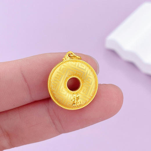 【限时克减150元】足金999.9 【精品】空心天赐鸿福福字平安扣吊坠(AUWZDZ00002-1)（预售产品下单后不退款不退货不换货不补差价）（预售产品下单后不退款不退货不换货不补差价） 商品图2
