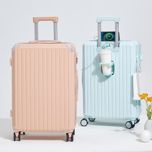 【开学季限时特惠！USB万向轮行李箱】多功能旅行箱 让旅途“轻松“起来，360°万向轮 静音耐磨顺滑，抽拉顺畅不卡顿，24寸抗摔万向轮箱包小型登机箱L 商品图3
