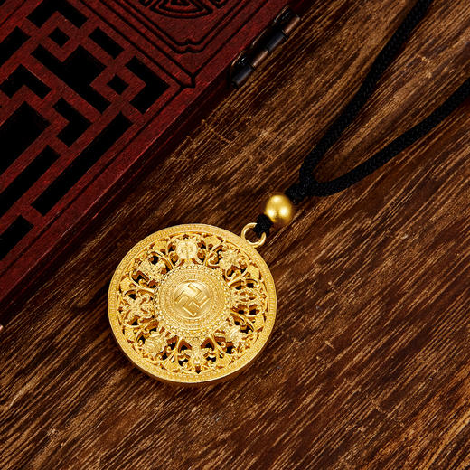 【限时克减150元】足金999 #八宝罗盘 #小红书 古法镂空福字八方祥瑞八宝罗盘挂绳吊坠（含珠子）(YGFDZ00106-2)（预售产品下单后不退款不退货不换货不补差价） 商品图2