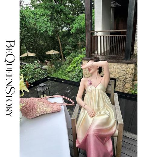 BeQueenStory【含苞待放】浪漫闪光缎立体花朵渐变花苞长款连衣裙 商品图4