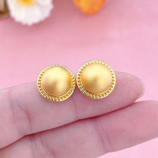 【限时克减150元】足金 无氰5D硬金空心金珠辘珠边耳饰（配胶塞）(AU5DES00003)（预售产品下单后不退款不退货不换货不补差价（预售产品下单后不退款不退货不换货不补差价 商品图2