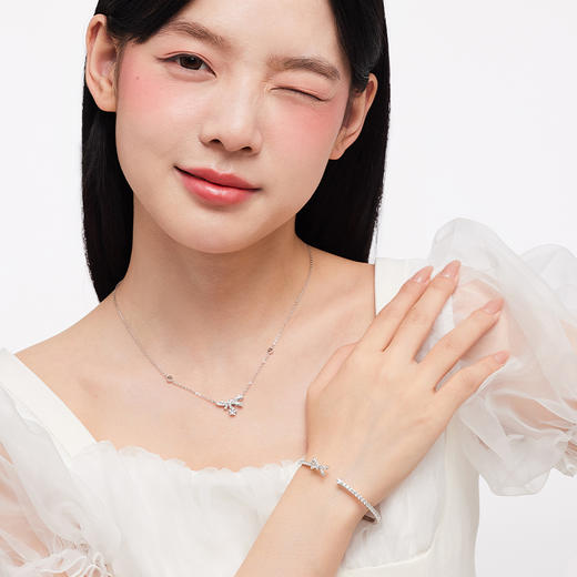 卡蒂罗/KADER 闪光少女系列 星光蝴蝶结手镯 925银丝带蝴蝶结少女心设计开口可调节银镯 满钻锆石浪漫俏皮 礼盒 商品图4