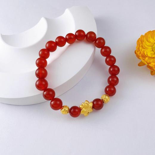 【限时7.5折】【定价黄金】足金 3D硬金空心莲花手串莲花金钱珠红玛瑙弹力绳成品手串（周长约16-17cm）(AA3DSC00461)（特殊产品下单后不退款不退货不换货不补差价） 商品图2