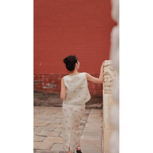 【抖音专属】陌上花开-套装（织金妆花-坎24704756-白露+半裙24706757-白露） 商品图5