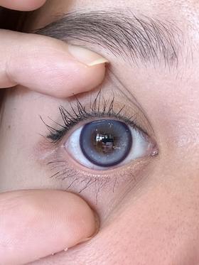 bennycat半年抛美瞳 躲进银河 14.2mm