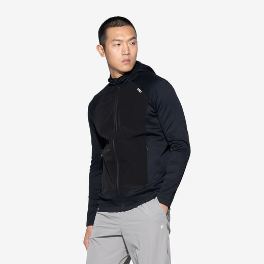 UTO悠途 飓风男士中间层训练外套 商品图2