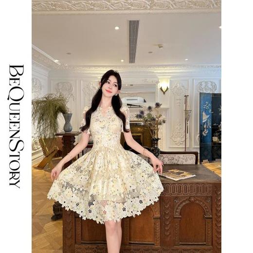 BeQueenStory【恋人樱花】法式V领夏日感定位绣花收腰蓬蓬连衣裙 商品图4