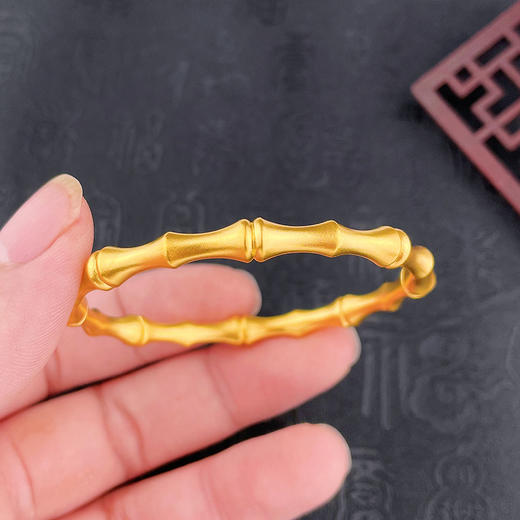 【限时克减150元】足金999.9 古法空心固口手镯古法节节高升竹报平安竹节手镯（面宽约5.7-6.1mm，厚约3.8mm)(ANWZGFSZ00260)预售产品下单后不退款不退货不换货不补差价 商品图2