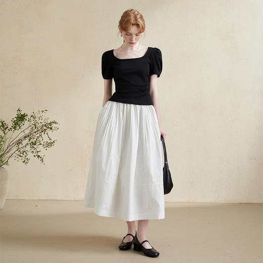 温柔文艺风肌理感半身裙女简约弹力松紧腰小白裙V2241825 商品图1