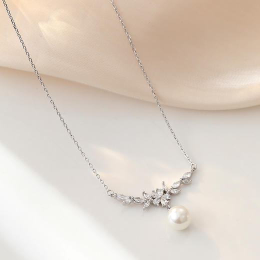 卡蒂罗/KADER 月桂花露项链 925银轻奢小众优雅气质可调节锁骨链 浪漫花环吸睛百搭灵动配饰 女友礼盒520 商品图5